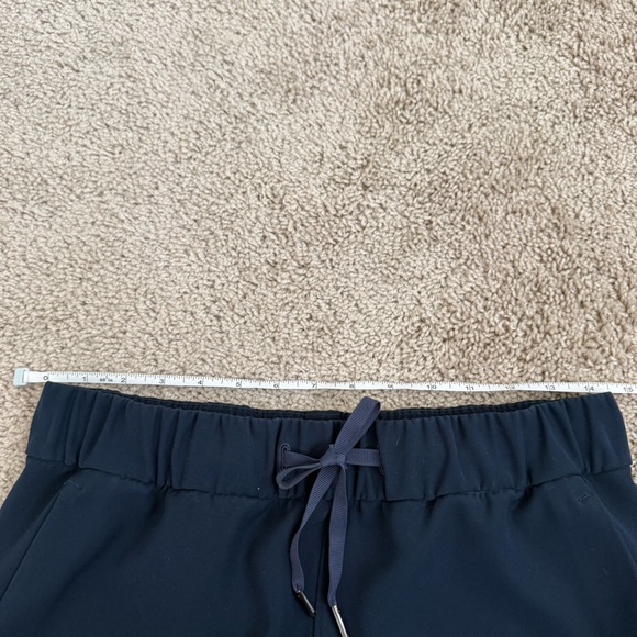 Lululemon On The Fly Pant *Woven True Navy Size 8 27” Inseam - Picture 6 of 6